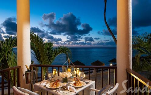  Caribbean Honeymoon Beachfront Butler Suite - OHS (5)